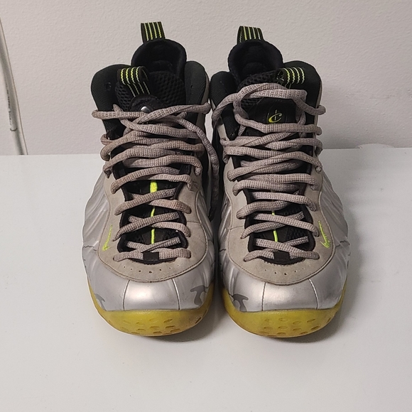 Nike Air Foamposite OneSilver Volt Camo - Picture 2 of 3